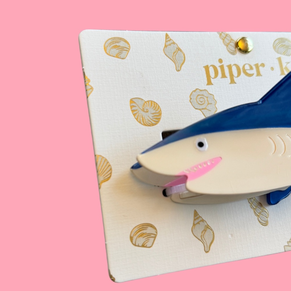 Piper K Shark Claw Clip NWT TikTok Viral Hair Clip - Picture 3 of 4